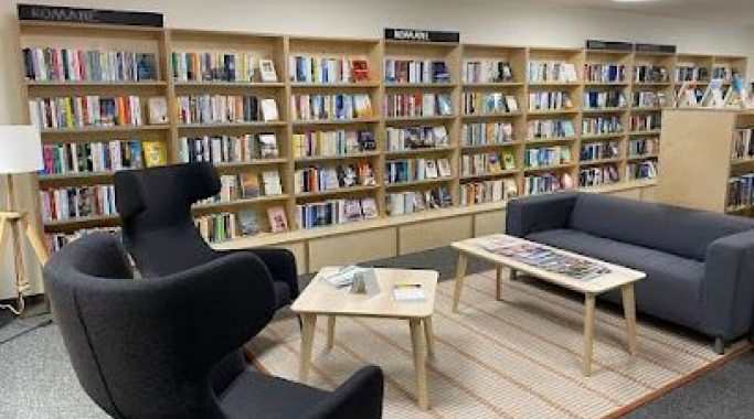 Lesegruppe in der Bibliothek Hirzbrunnen