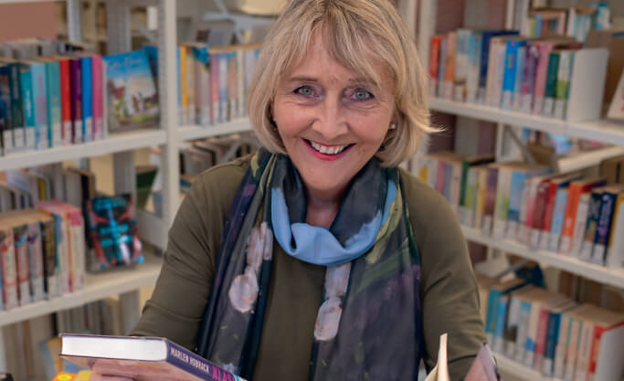 Luzia Stettler Porträt alleine